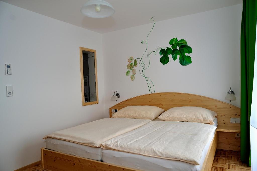 Gasthof Zur Kirche Hotel Kottes Room photo